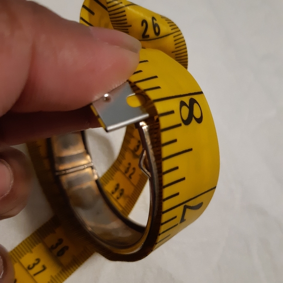 Vintage Chunky Flower Designs Silver Tone Bracelet 8.1/8" Circle Length - Picture 11 of 16